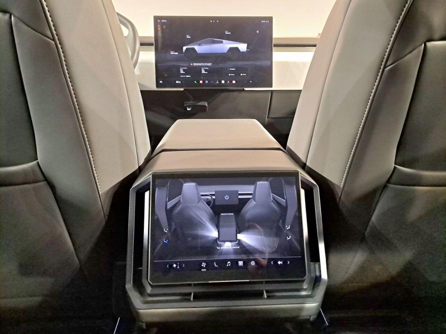 Tesla Cybertruck Москва  - изображение 17