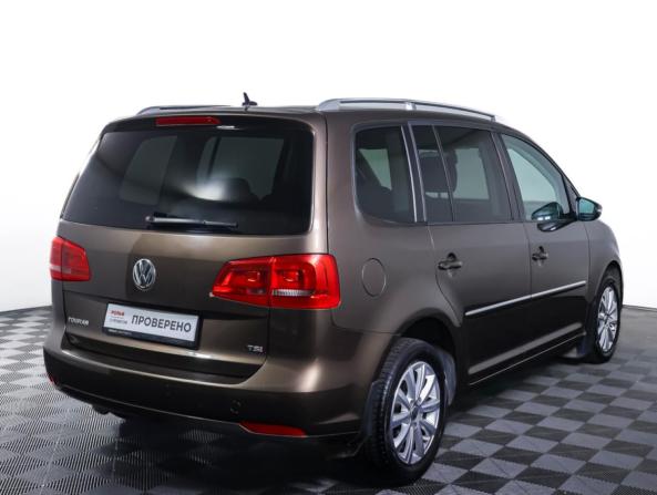Volkswagen Touran I Рестайлинг 2 с пробегом 2013 года, цена 950 000 рублей, 176480 км, компактвэн, Автокод Объявления
