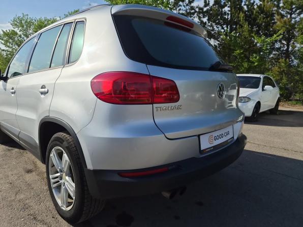 Volkswagen Tiguan I Рестайлинг с пробегом 2012 года, цена 980 000 рублей, 283685 км, внедорожник, Автокод Объявления