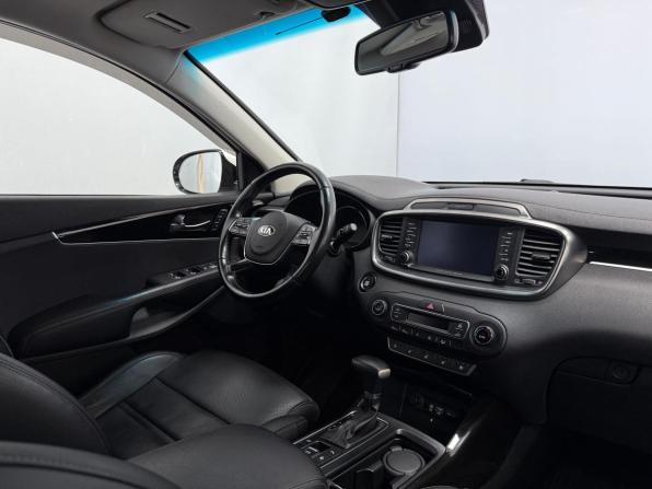 Kia Sorento III Prime Рестайлинг с пробегом 2019 года, цена 2 965 000 рублей, 86159 км, внедорожник, Автокод Объявления