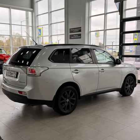 Mitsubishi Outlander III с пробегом 2012 года, цена 1 499 000 рублей, 68353 км, внедорожник, Автокод Объявления