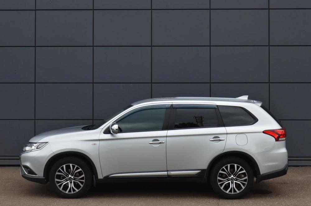 Mitsubishi Outlander III Рестайлинг 3 Оренбург  - изображение 3