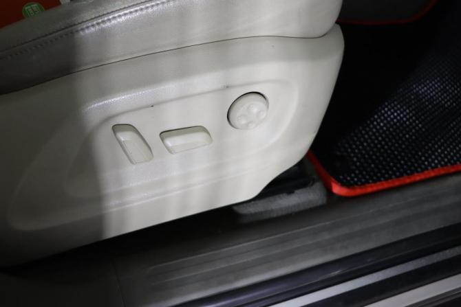 Audi Q5 I (8R) с пробегом 2009 года, цена 1 349 990 рублей, 238678 км, внедорожник, Автокод Объявления