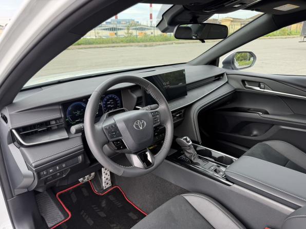 Toyota Camry IX (XV80) China Market с пробегом 2026 года, цена 4 300 000 рублей, 25 км, седан, Автокод Объявления