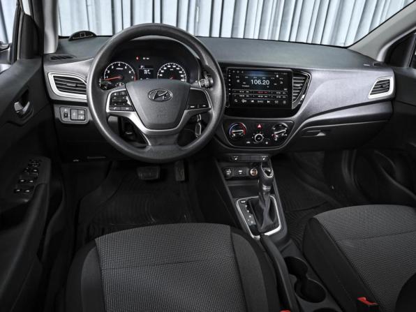 Hyundai Solaris II Рестайлинг с пробегом 2020 года, цена 1 568 000 рублей, 73753 км, седан, Автокод Объявления