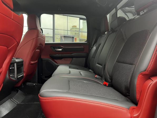 Ram 1500 V Рестайлинг с пробегом 2024 года, цена 8 450 000 рублей, 17791 км, offers.body_type.unknown, Автокод Объявления