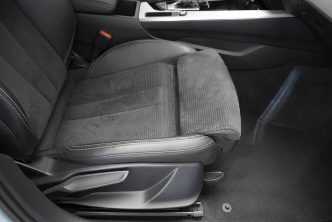 Audi A4 V (B9) Рестайлинг с пробегом 2021 года, цена 3 997 000 рублей, 71446 км, седан, Автокод Объявления