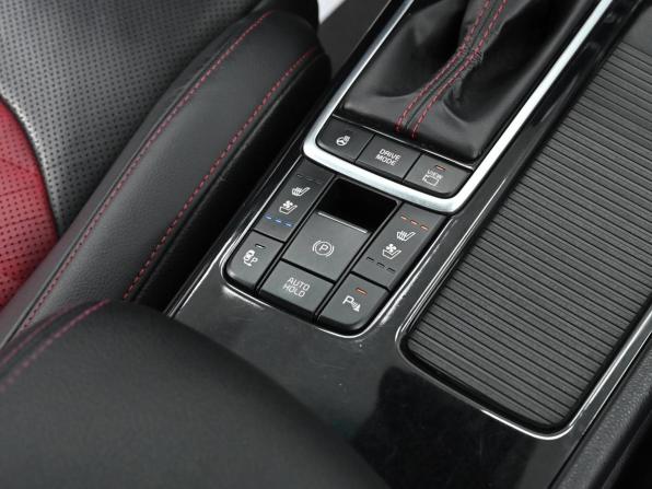 Kia Optima IV Рестайлинг с пробегом 2019 года, цена 2 099 000 рублей, 99000 км, седан, Автокод Объявления