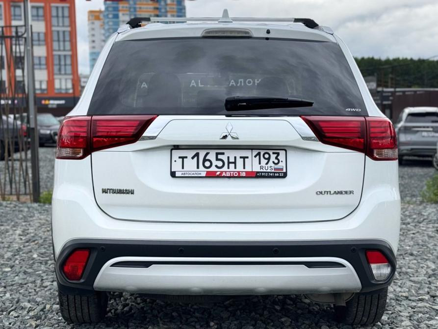 Mitsubishi Outlander III Рестайлинг 3 Ижевск  - изображение 8