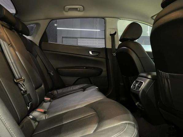 Kia Optima IV Рестайлинг с пробегом 2019 года, цена 1 075 000 рублей, 438214 км, седан, Автокод Объявления