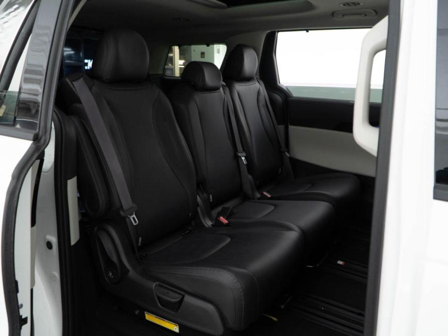 Kia Carnival IV Москва  - изображение 7