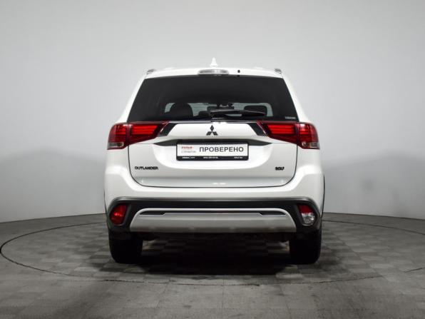 Mitsubishi Outlander III Рестайлинг 3 с пробегом 2020 года, цена 1 727 000 рублей, 145000 км, внедорожник, Автокод Объявления