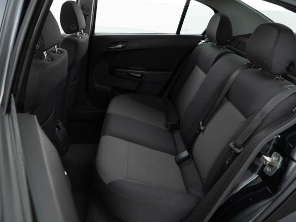 Opel Astra H Рестайлинг с пробегом 2013 года, цена 800 050 рублей, 124612 км, седан, Автокод Объявления
