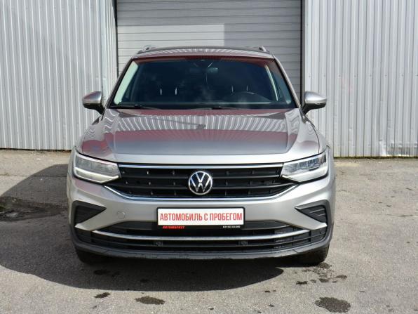 Volkswagen Tiguan II Рестайлинг с пробегом 2021 года, цена 2 349 000 рублей, 118032 км, внедорожник, Автокод Объявления