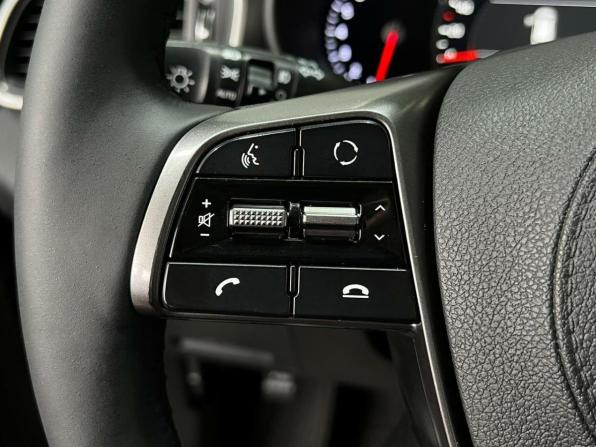 Kia Sorento III Prime Рестайлинг с пробегом 2017 года, цена 2 790 000 рублей, 123471 км, внедорожник, Автокод Объявления