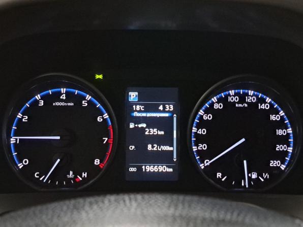Toyota RAV4 IV (XA40) Рестайлинг с пробегом 2016 года, цена 2 107 000 рублей, 196690 км, внедорожник, Автокод Объявления