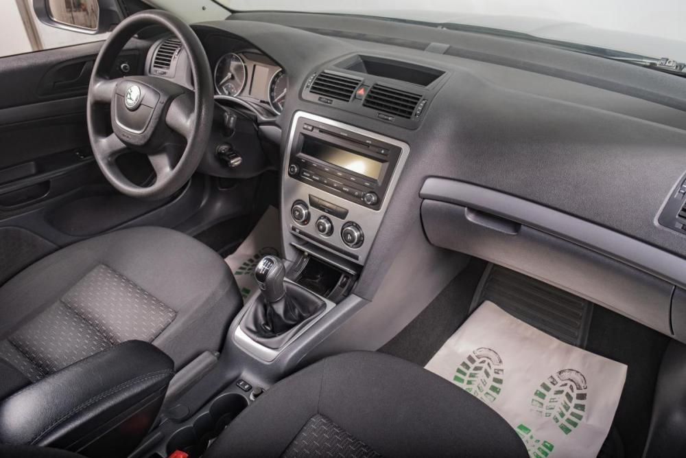 Skoda Octavia II (A5) Рестайлинг Томск  - изображение 16
