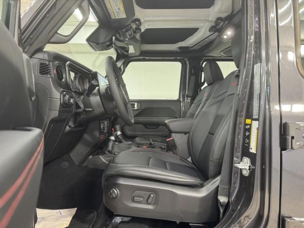 Jeep Wrangler IV (JL) Рестайлинг с пробегом 2026 года, цена 8 700 000 рублей, 33 км, внедорожник, Автокод Объявления