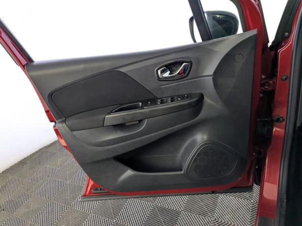 Renault Kaptur I с пробегом 2019 года, цена 1 650 000 рублей, 78582 км, внедорожник, Автокод Объявления