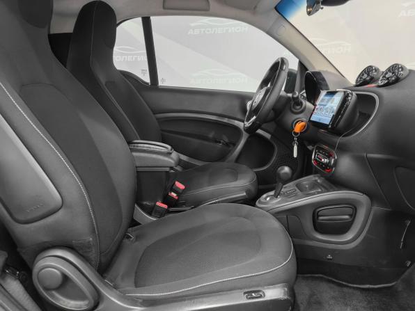 Smart Fortwo III с пробегом 2016 года, цена 1 165 000 рублей, 145000 км, хэтчбек, Автокод Объявления