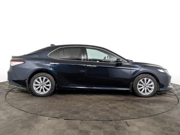 Toyota Camry VIII (XV70) с пробегом 2019 года, цена 2 745 000 рублей, 90795 км, седан, Автокод Объявления