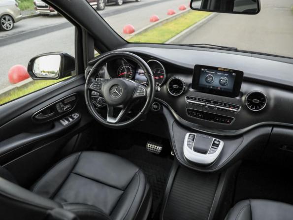 Mercedes-Benz V-Класс III (W447) Рестайлинг с пробегом 2021 года, цена 5 336 100 рублей, 139987 км, минивэн, Автокод Объявления