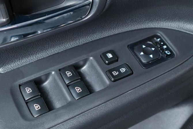 Mitsubishi Outlander III Рестайлинг 3 с пробегом 2021 года, цена 2 829 000 рублей, 40000 км, внедорожник, Автокод Объявления