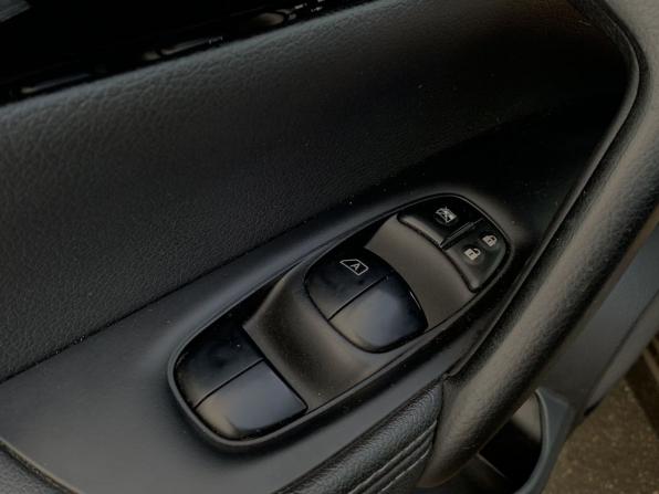 Nissan Qashqai II с пробегом 2014 года, цена 1 799 000 рублей, 42600 км, внедорожник, Автокод Объявления