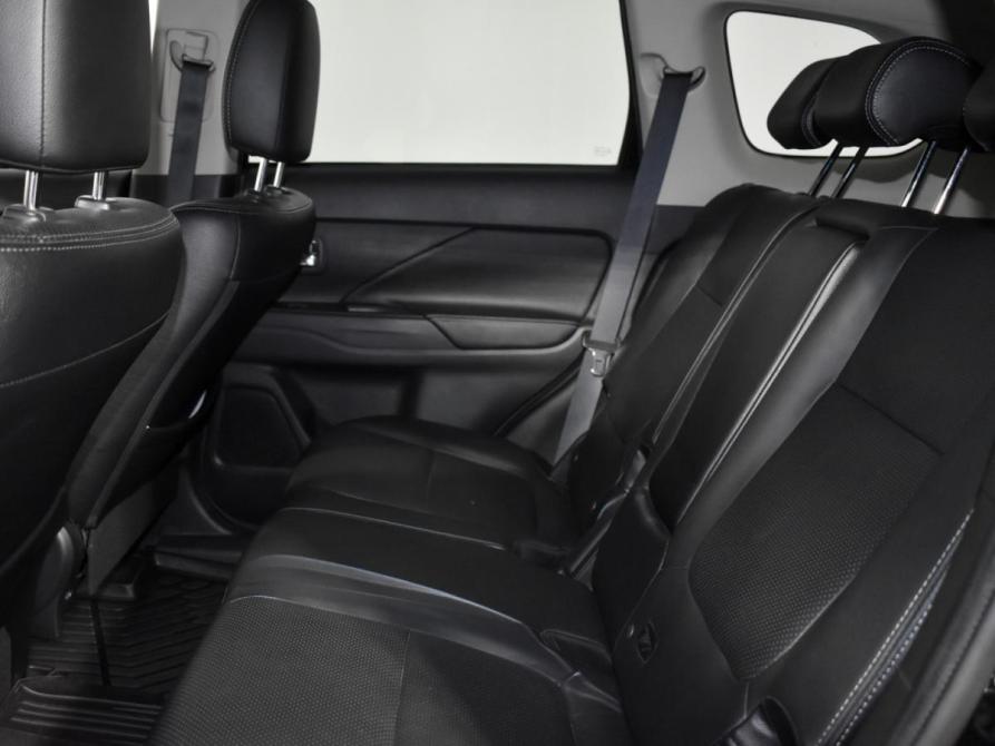 Mitsubishi Outlander III Рестайлинг 2 Санкт-Петербург  - изображение 13