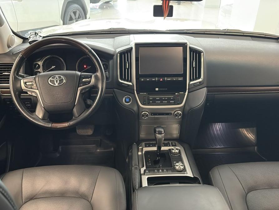 Toyota Land Cruiser 200 Series Рестайлинг 2 Омск  - изображение 9