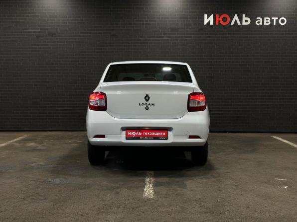 Renault Logan II Рестайлинг с пробегом 2021 года, цена 900 000 рублей, 38431 км, седан, Автокод Объявления