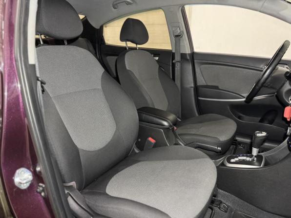 Hyundai Solaris I с пробегом 2012 года, цена 850 000 рублей, 128956 км, седан, Автокод Объявления