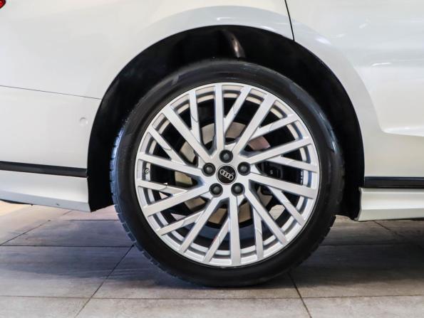 Audi A8 IV (D5) с пробегом 2021 года, цена 9 640 000 рублей, 25397 км, седан, Автокод Объявления
