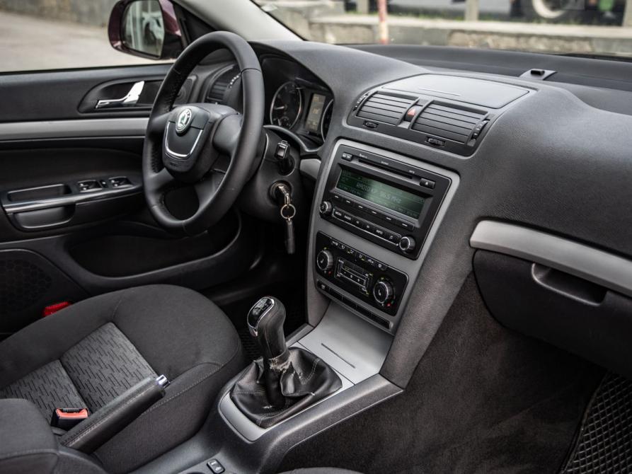 Skoda Octavia II (A5) Рестайлинг Волгоград  - изображение 30