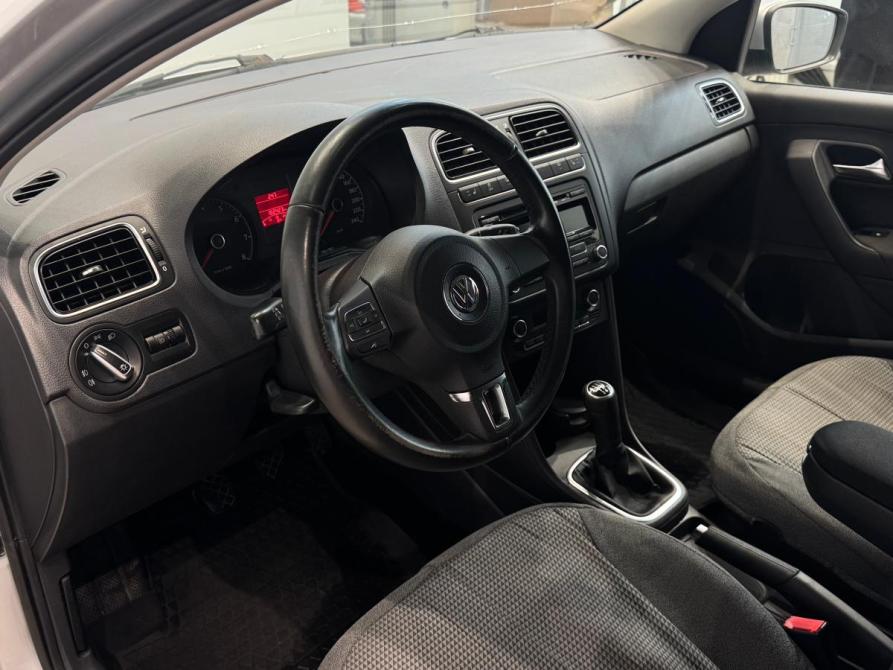 Volkswagen Polo V Волжский  - изображение 14