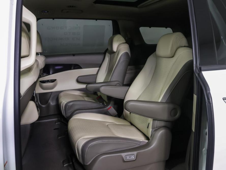 Kia Carnival IV Москва  - изображение 11