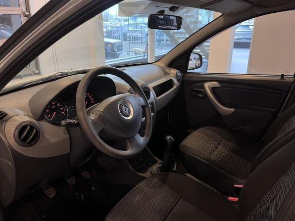 Renault Sandero I с пробегом 2013 года, цена 500 000 рублей, 236812 км, хэтчбек, Автокод Объявления