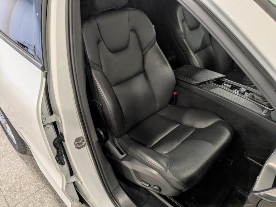 Volvo XC60 II Москва  - изображение 17