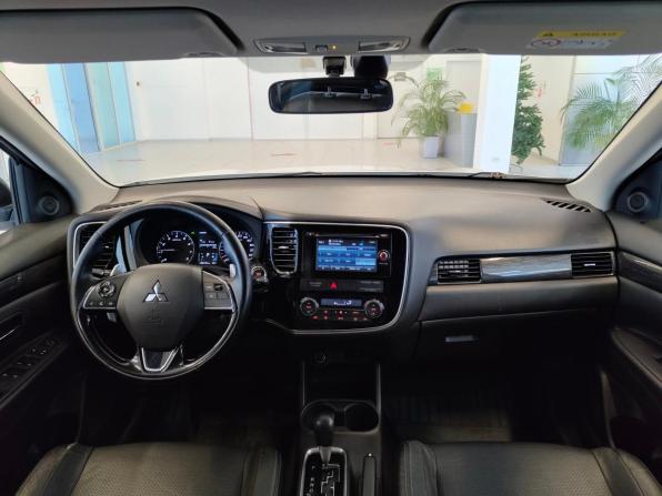 Mitsubishi Outlander III Рестайлинг 2 с пробегом 2016 года, цена 1 825 000 рублей, 140715 км, внедорожник, Автокод Объявления