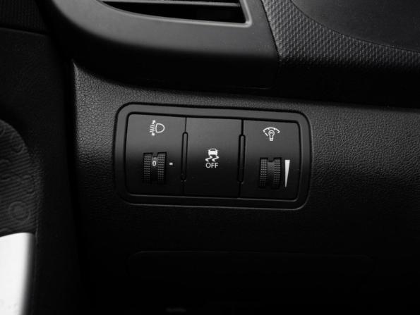 Hyundai Solaris I с пробегом 2012 года, цена 820 000 рублей, 226072 км, хэтчбек, Автокод Объявления