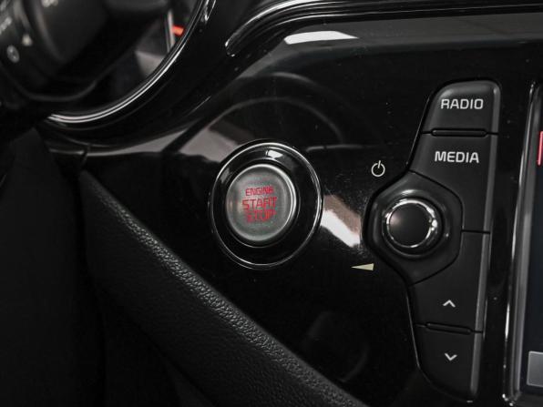 Kia Ceed II Рестайлинг с пробегом 2018 года, цена 1 330 000 рублей, 159210 км, универсал, Автокод Объявления