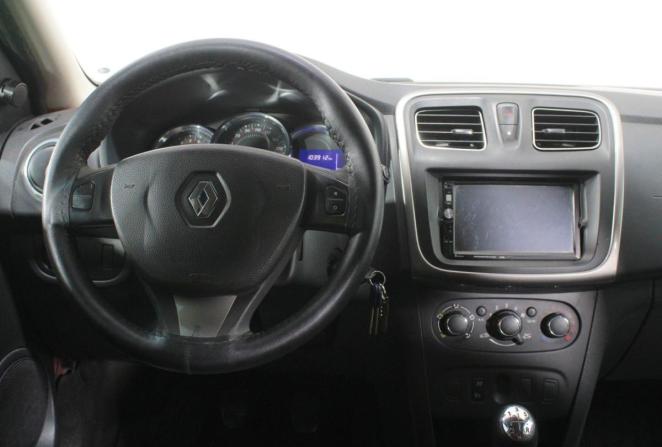 Renault Sandero II с пробегом 2017 года, цена 830 000 рублей, 103911 км, хэтчбек, Автокод Объявления