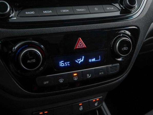 Hyundai Solaris II Рестайлинг с пробегом 2021 года, цена 1 632 444 рубля, 92417 км, седан, Автокод Объявления