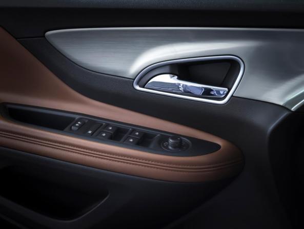 Opel Mokka I с пробегом 2014 года, цена 1 390 000 рублей, 47694 км, внедорожник, Автокод Объявления