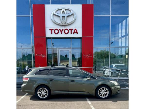 Toyota Avensis III с пробегом 2010 года, цена 888 000 рублей, 206458 км, универсал, Автокод Объявления