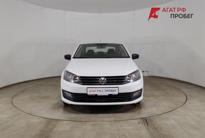 Volkswagen Polo V Рестайлинг с пробегом 2019 года, цена 1 305 000 рублей, 136000 км, седан, Автокод Объявления