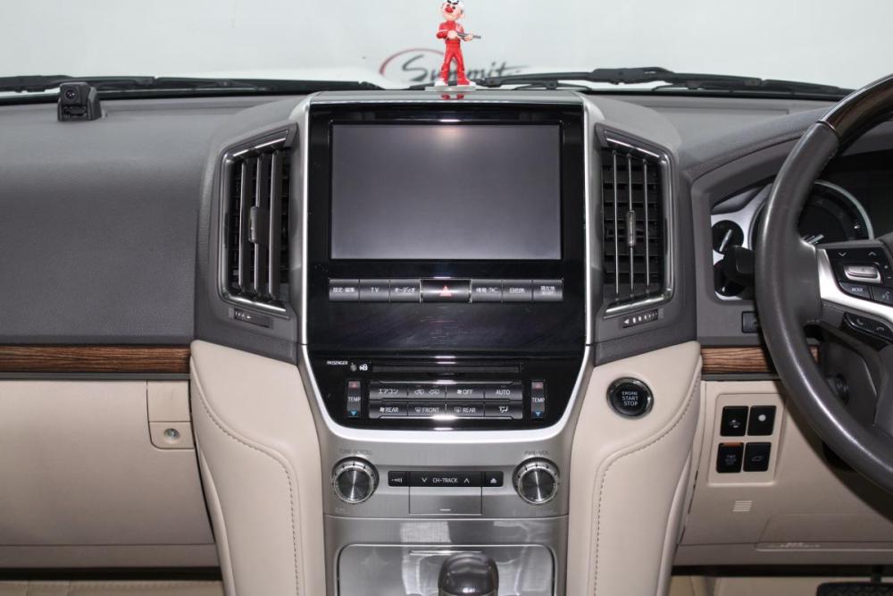 Toyota Land Cruiser 200 Series Рестайлинг 2 Владивосток  - изображение 17