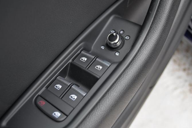 Audi A4 V (B9) с пробегом 2018 года, цена 1 845 000 рублей, 112988 км, седан, Автокод Объявления
