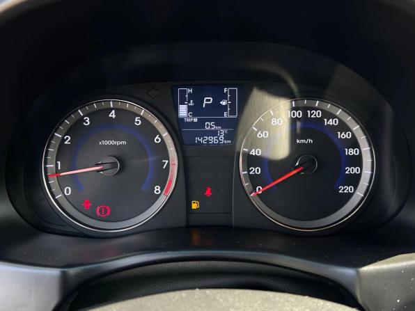 Hyundai Solaris I Рестайлинг с пробегом 2016 года, цена 1 135 000 рублей, 142968 км, седан, Автокод Объявления