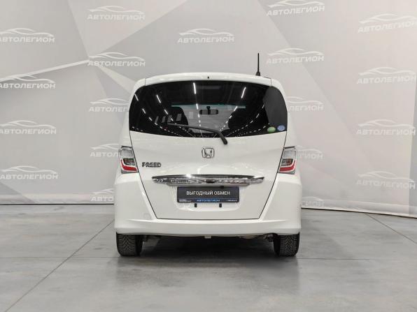 Honda Freed I Рестайлинг с пробегом 2013 года, цена 1 150 000 рублей, 170704 км, компактвэн, Автокод Объявления